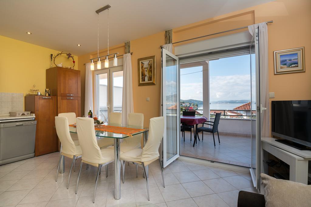 Apartments Marina Trogir Exterior photo