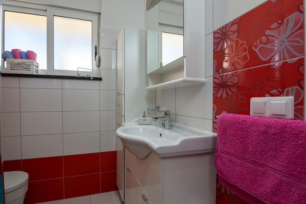 Apartments Marina Trogir Exterior photo